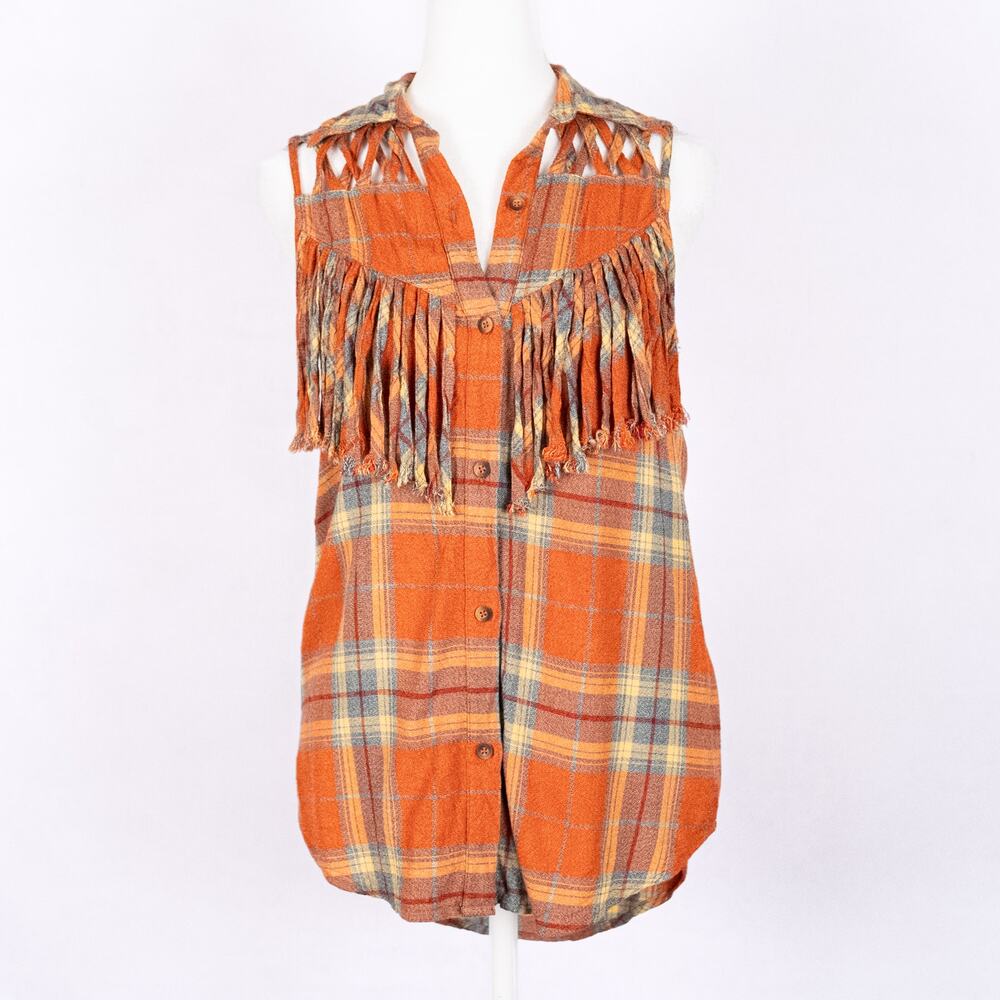 Buckle BKE Women's Sleeveless Top SZ XS Plaid Western Fringe w/ Cut-Out Cowgirl
